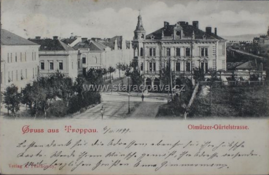 husova (6).jpg